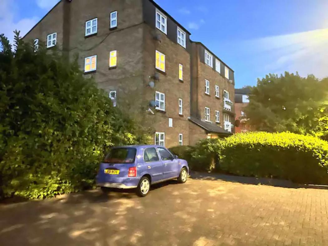 One Bedroom Flat, Royal Arsenal. Greater London - Housity