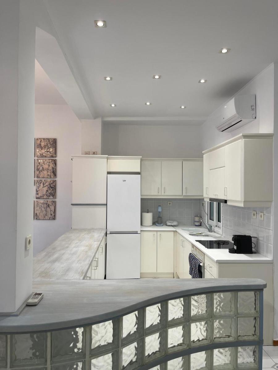 Dr. J. Spon Apartment - Housity