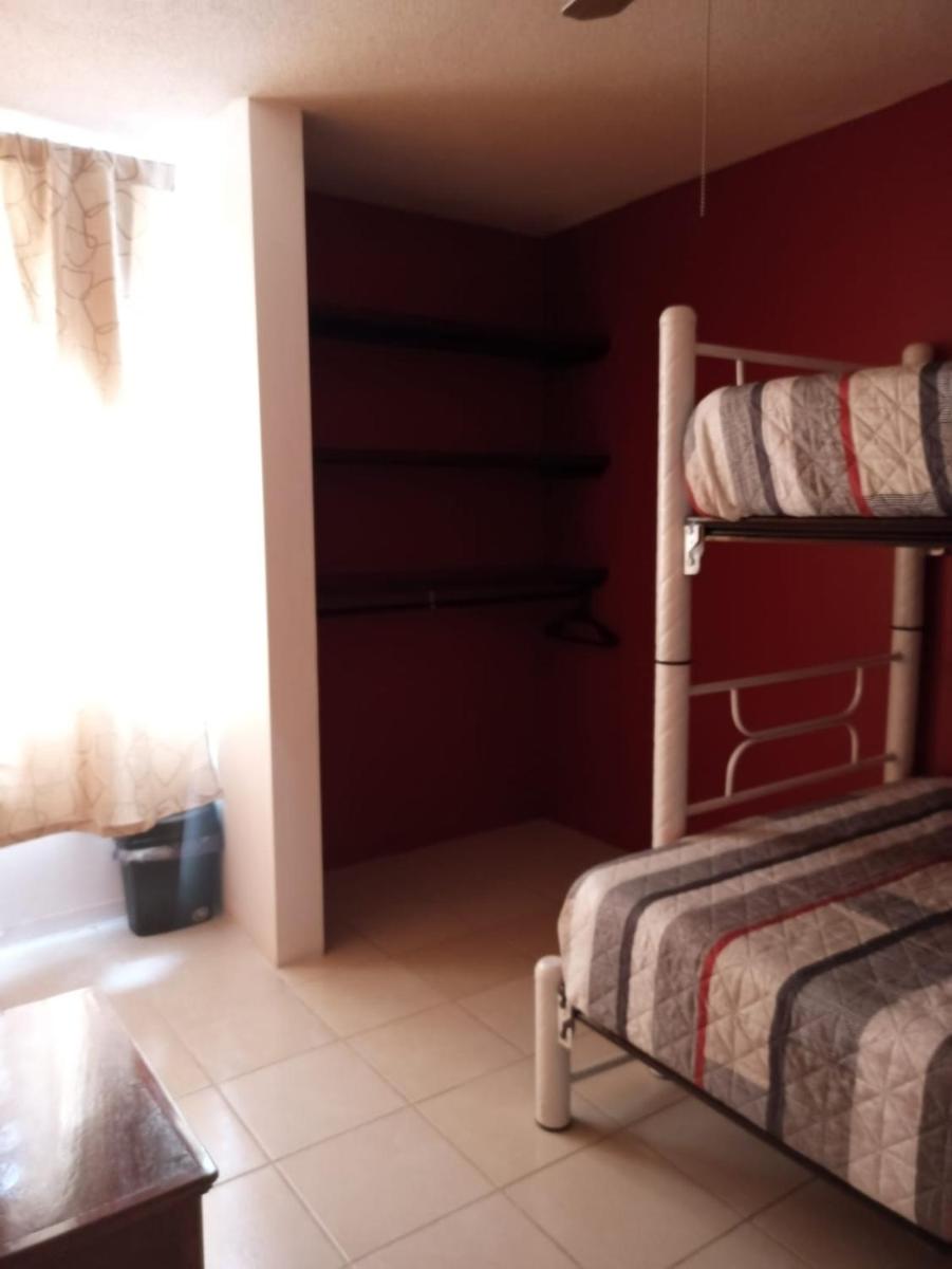 Casa Amplia a 5 Min del Centro en Zona Cerrada - Housity