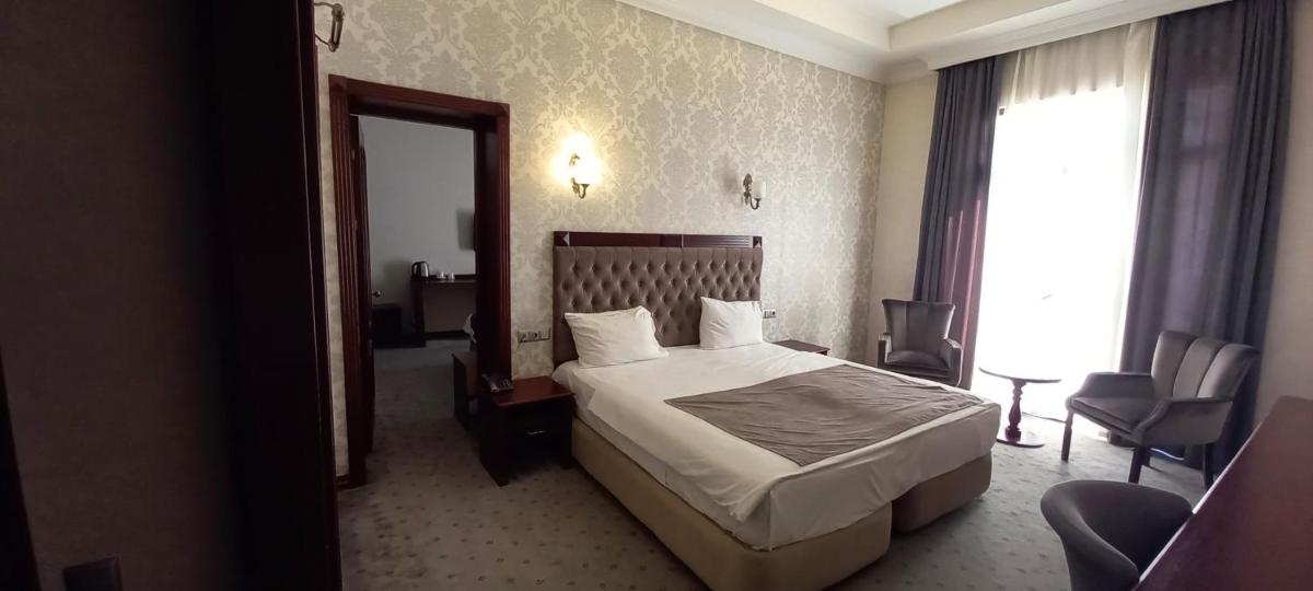 Capitol Hotel - Housity