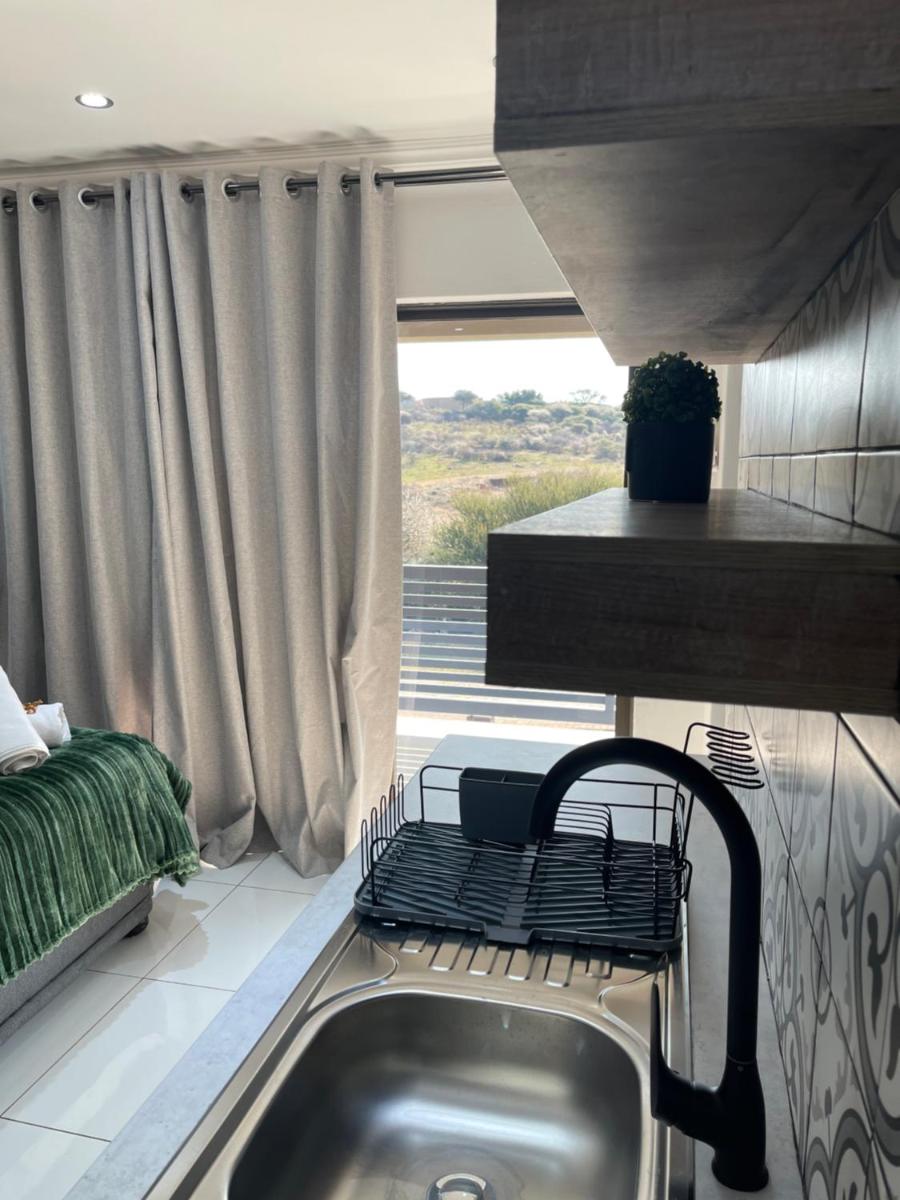 Tuscany Hill Manor - Housity