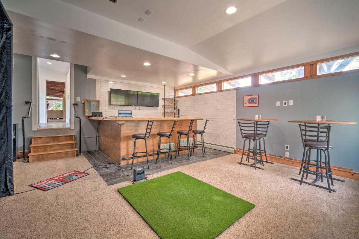 Webster Home w/ Golf Simulator on 2 Acres! - Housity