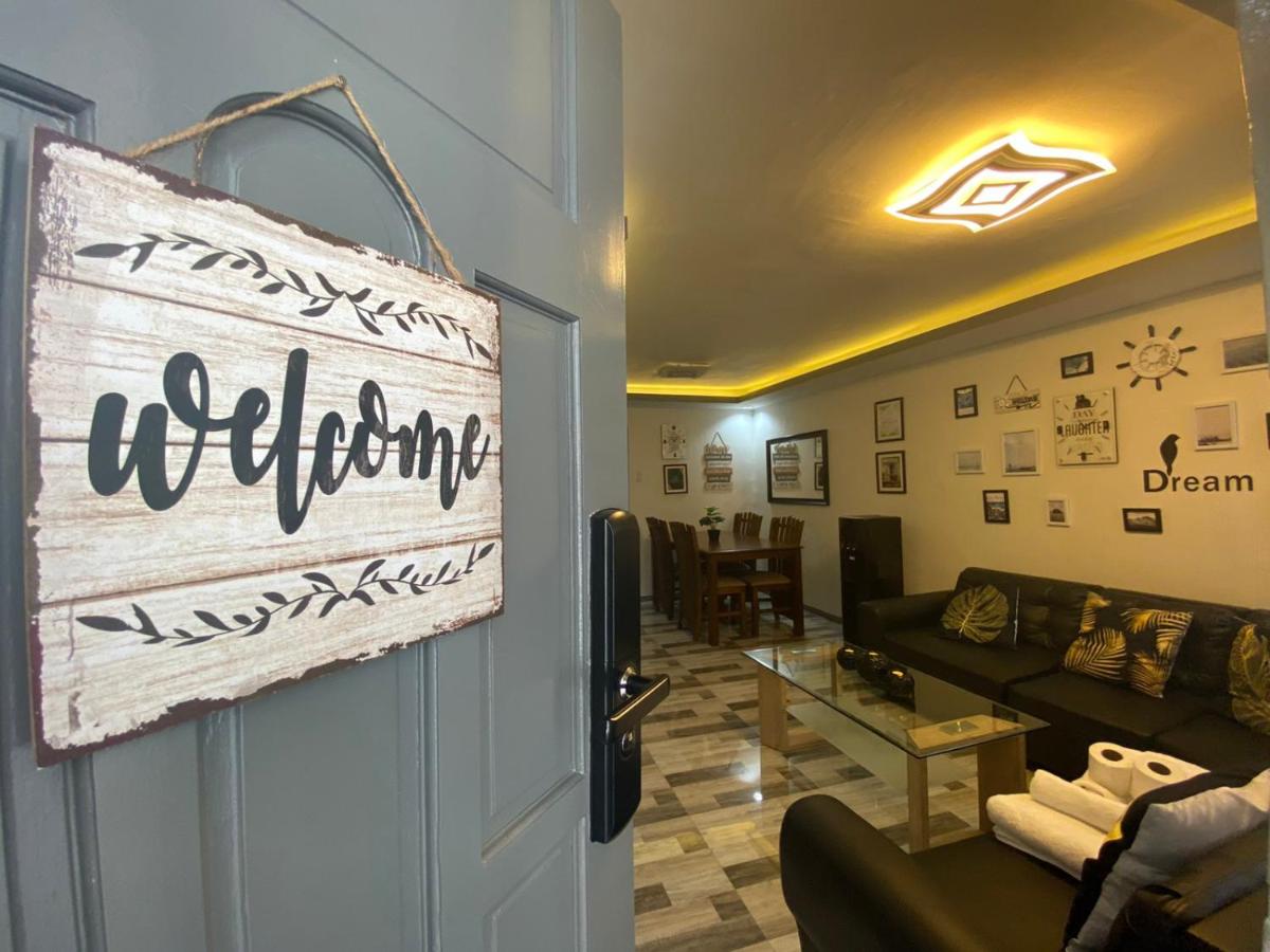 MAJESTIC 2 BR TOWNHOUSE - near AQUA PLANET & CLark Airport - TRP8 - Housity