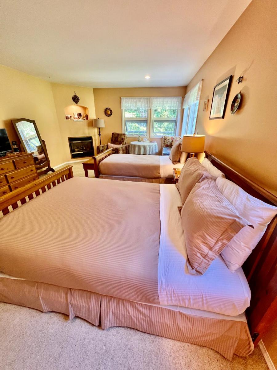 Seafarers Bed & Breakfast - Housity