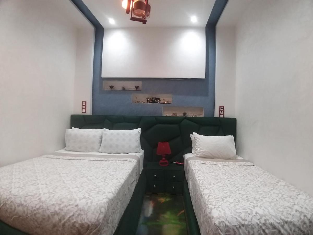 Ryan 1 - Housity
