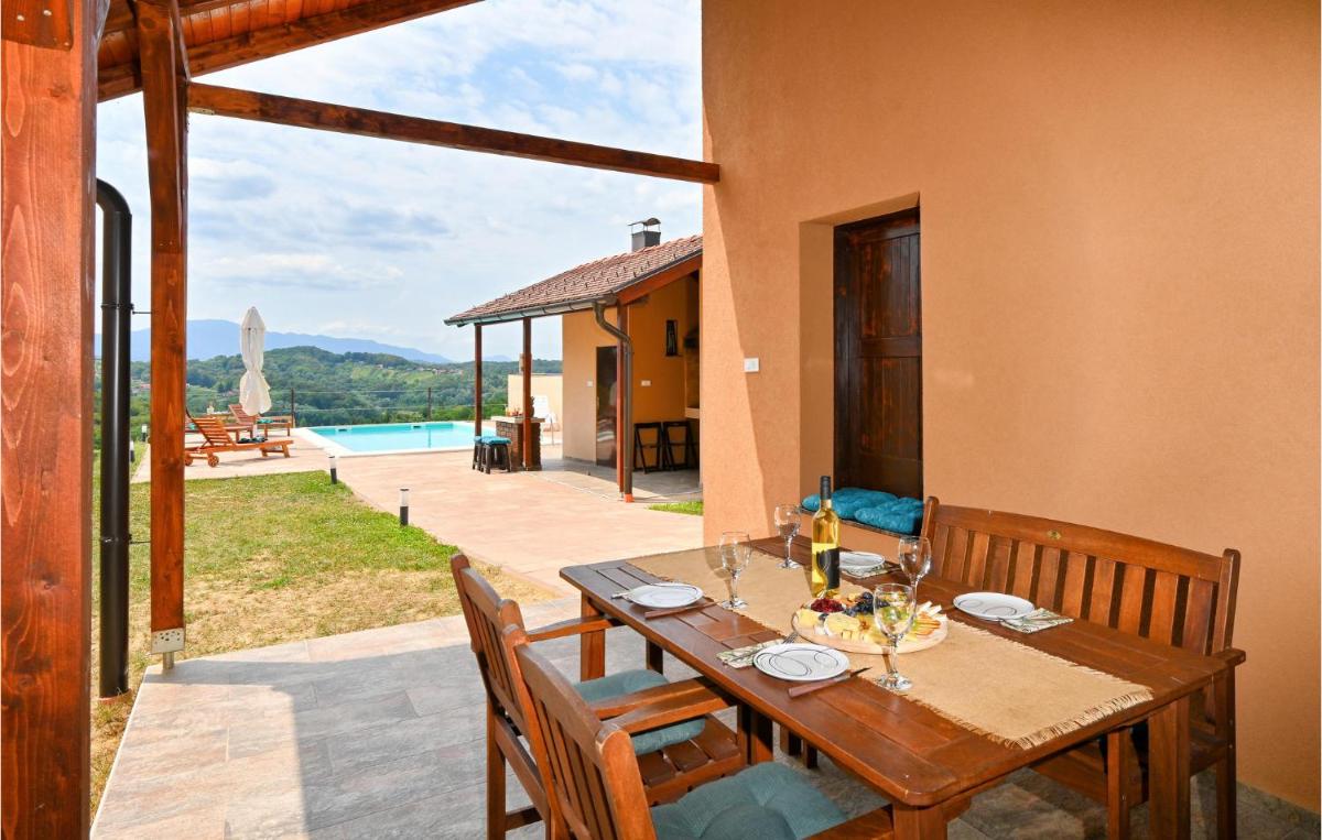 Lovely Home In Beretinec With Sauna - Housity