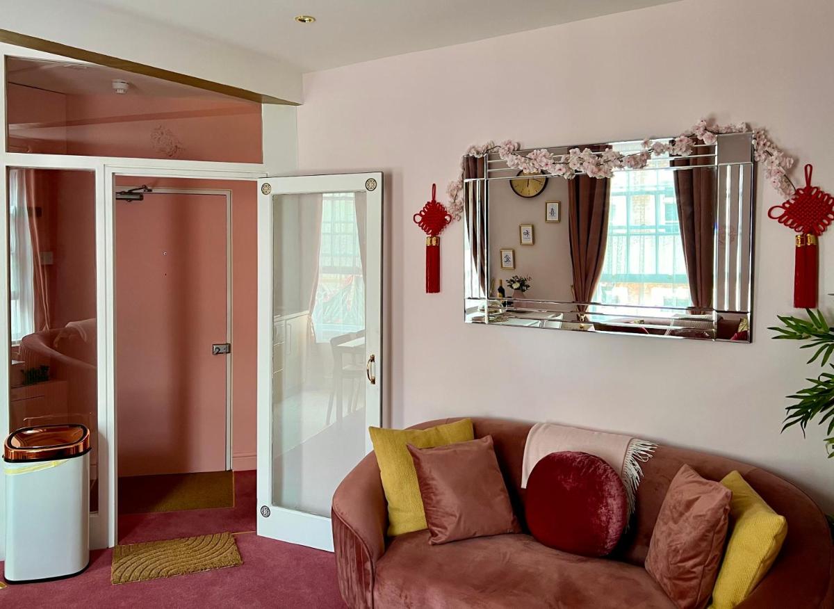 London Chinatown Apartments - Housity