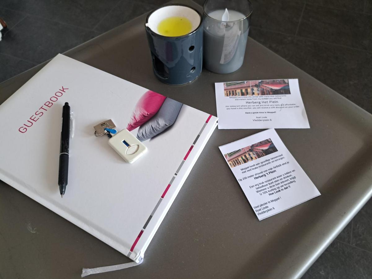 Airbnb 'Logeren aan het plein' in het centrum van Meppel - Housity