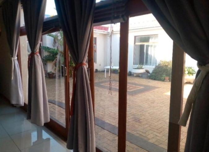 Gordon's Guesthouse - Housity