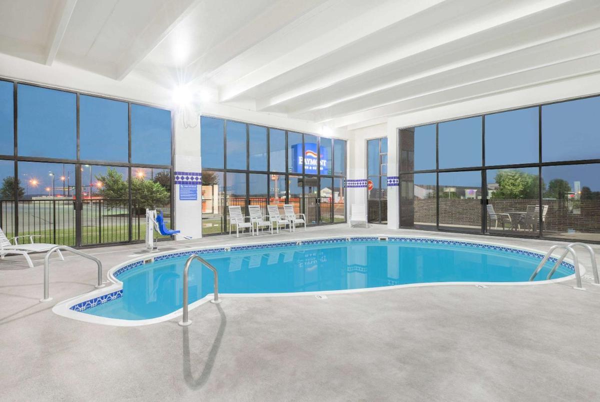 Baymont by Wyndham Springfield South Hwy 65 - Housity