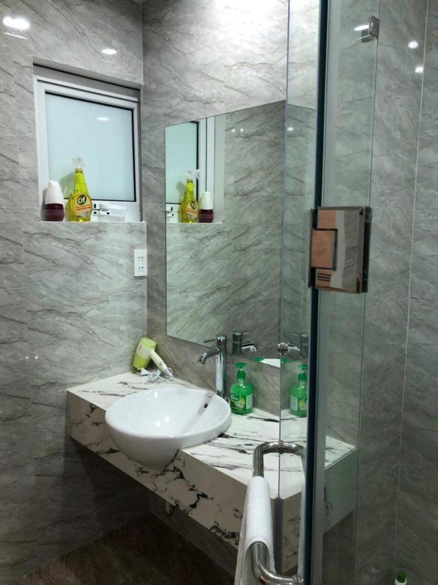 Riverside Apartment - Housity