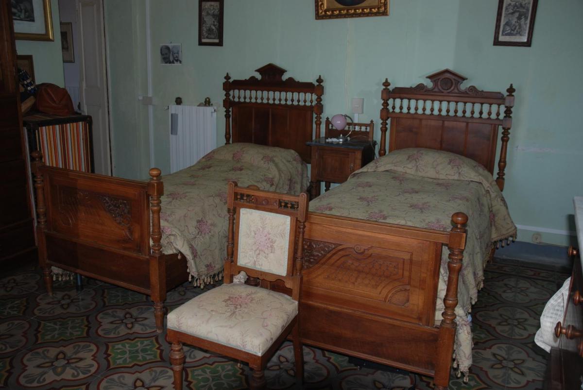 costanza 3 - Housity