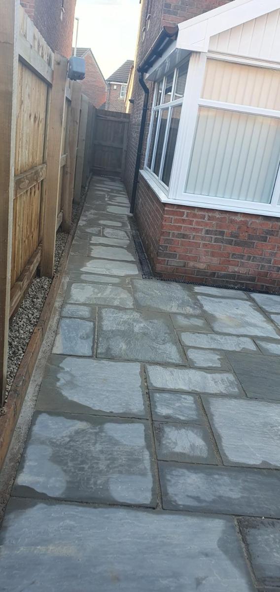 Executive 4 bedroom house - Housity