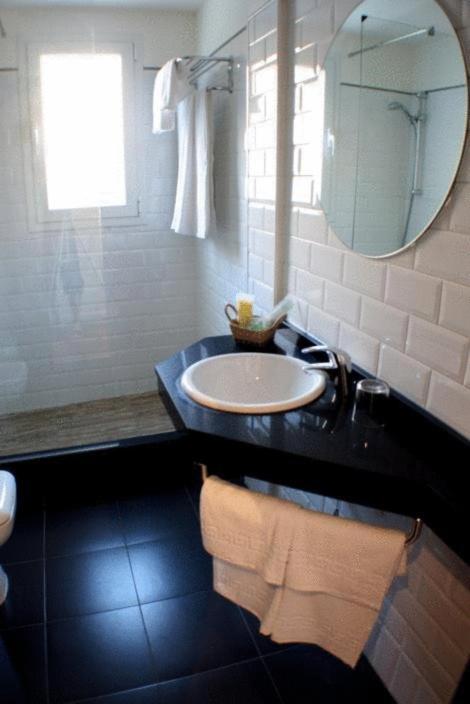 Hotel Embarcadero de Calahonda de Granada - Housity