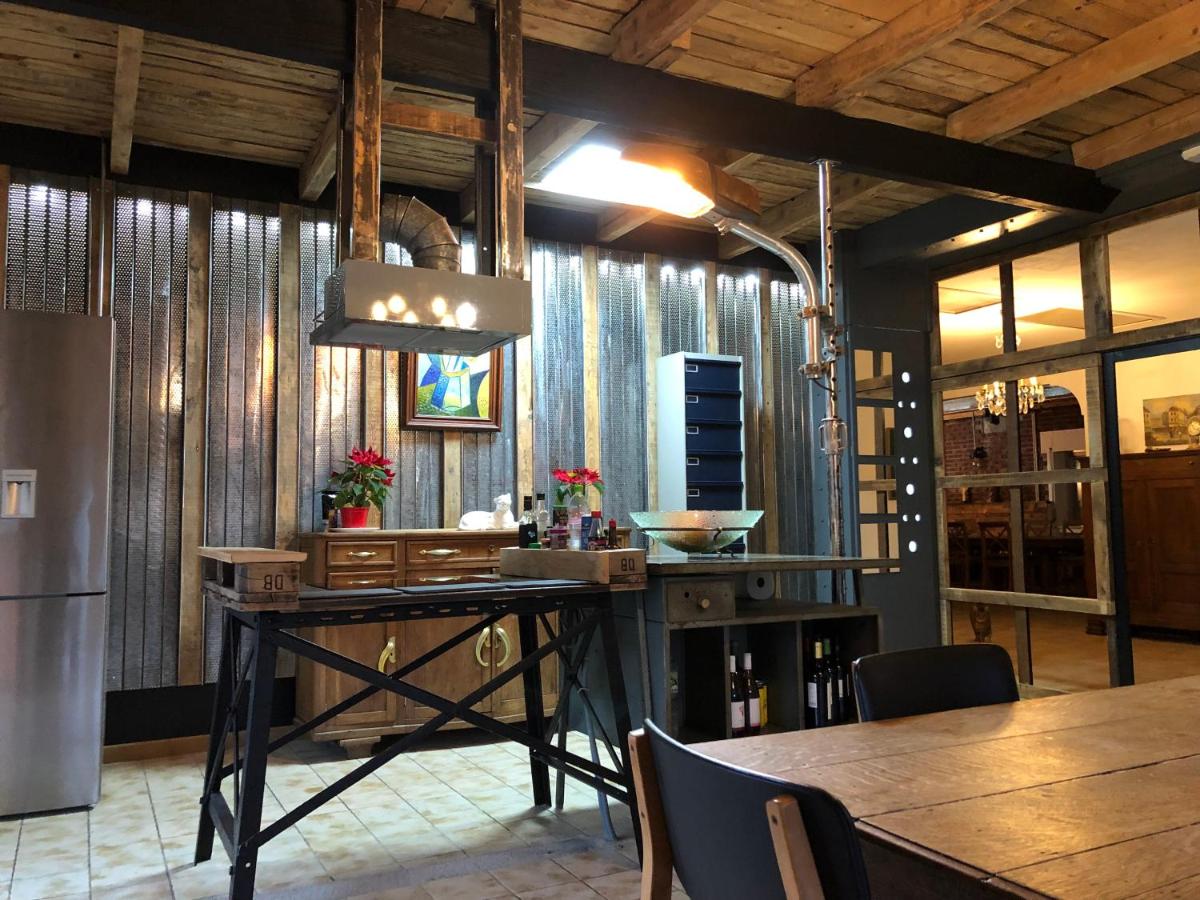 APPARTEMENT style loft industrielle de 250m2 - Housity
