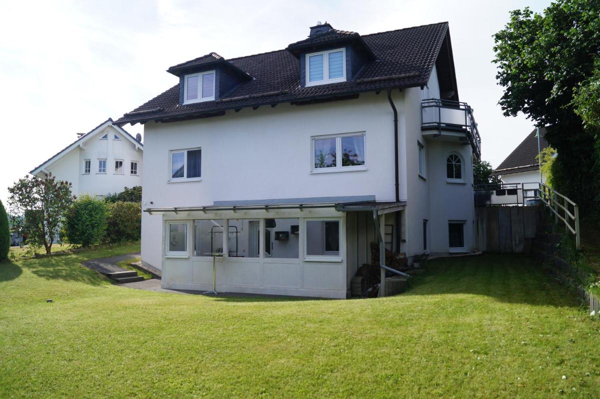 Ferienwohnung Orchidee Eckenhagen - Housity