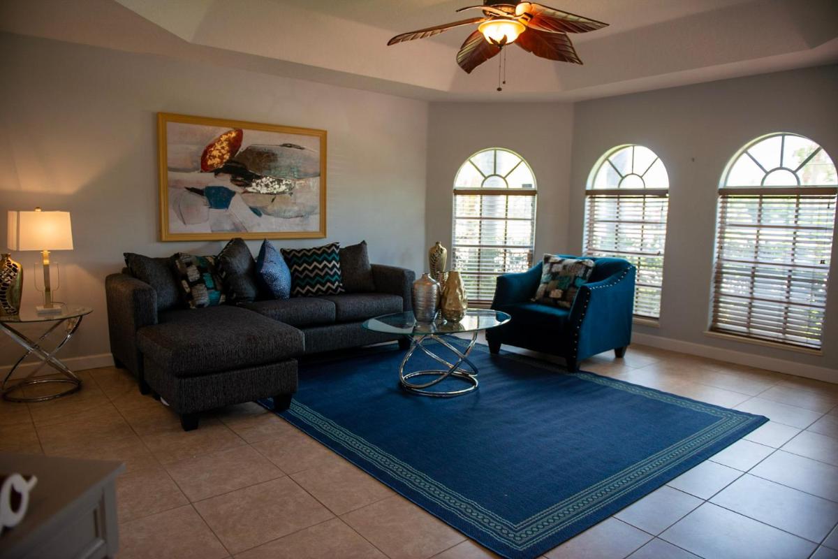 Charming vacation home in Port St Lucie. - Housity