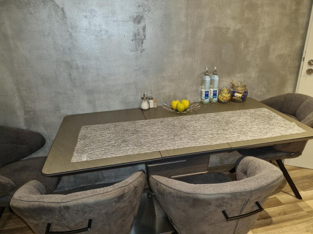 Maria Apartment - Housity