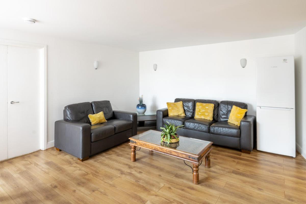 Comfortable and Bright Apartment in Tower Bridge - Housity