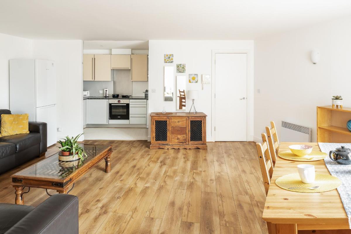 Comfortable and Bright Apartment in Tower Bridge - Housity