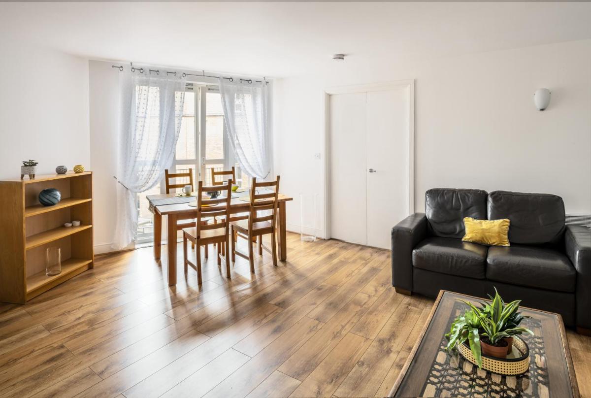 Comfortable and Bright Apartment in Tower Bridge - Housity