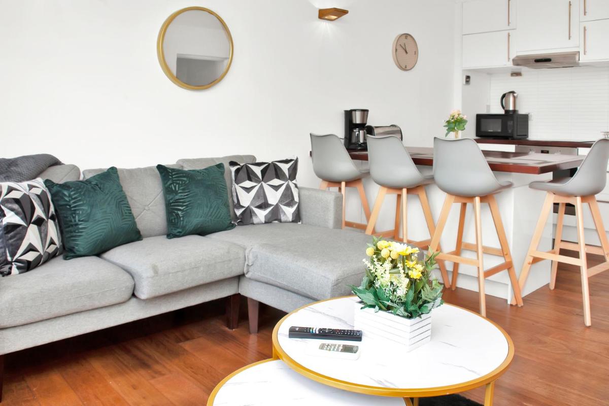 Julian Residence - Camden Road - Housity