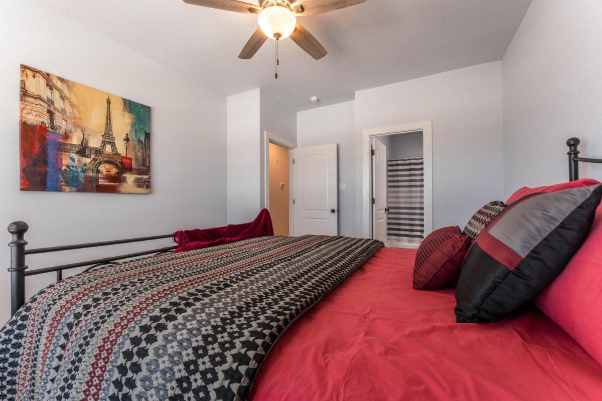 Nest - a cheerful 4 bedroom, 4.5 bath new townhome in Aggieland - Housity