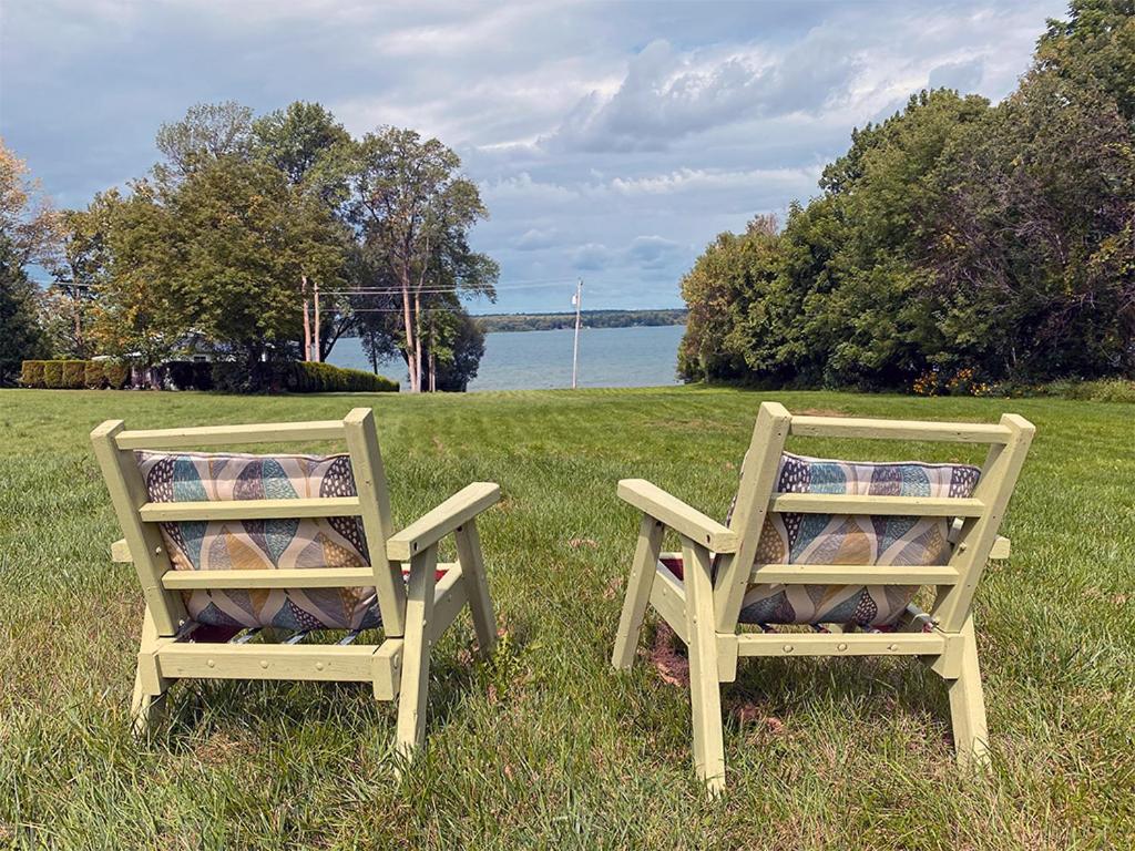 Summer specials on the Saint Lawrence River - Housity