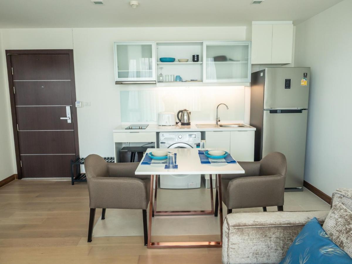 Suitetrails - WeLive Chiang Mai one bedroom, 42 Sqm.