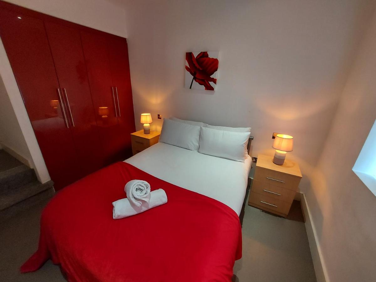 Feel At Home, Nottingham City Centre, Opposite Crowne Plaza - Housity