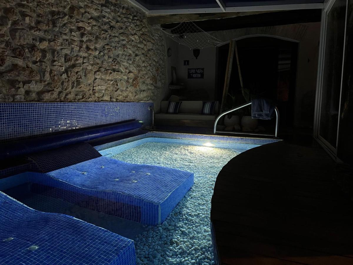 Piscina en o cerca de Les Vinyes Alojamiento Rural Boutique & SPA