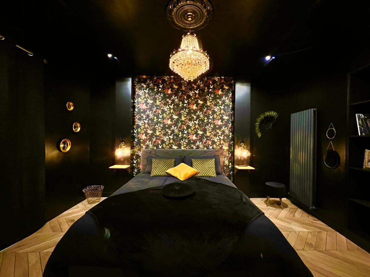 Suitetrails - Love Room Secrète Les Petits Plaisirs