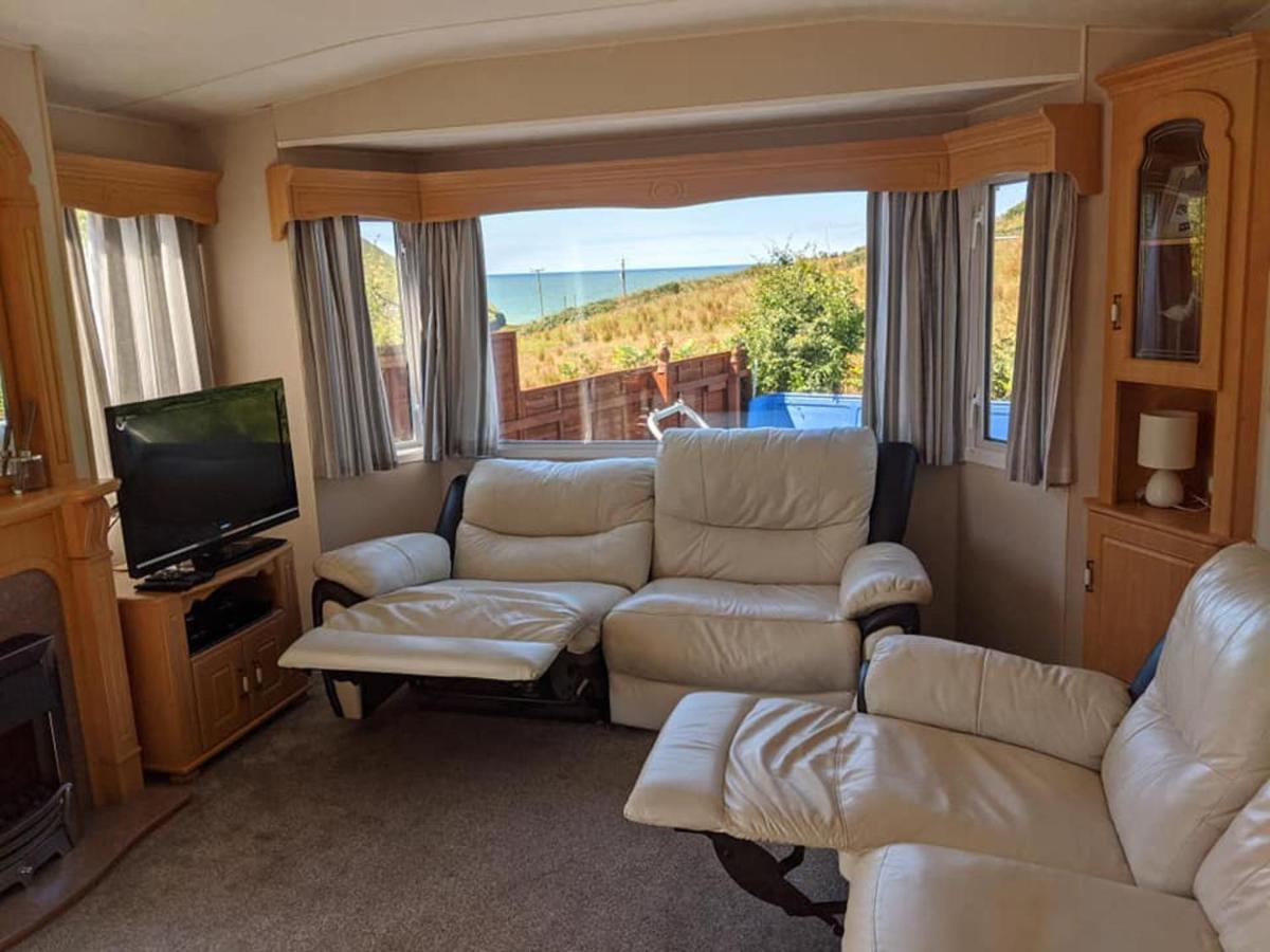 Charming 3-Bed caravan cymtydu - Housity