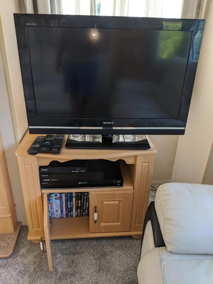 Charming 3-Bed caravan cymtydu - Housity