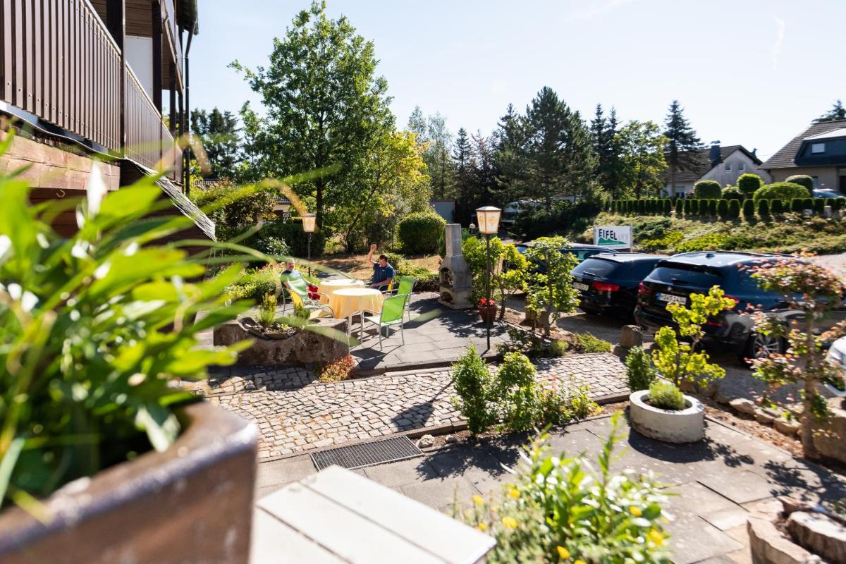 Eifel Inn - Housity
