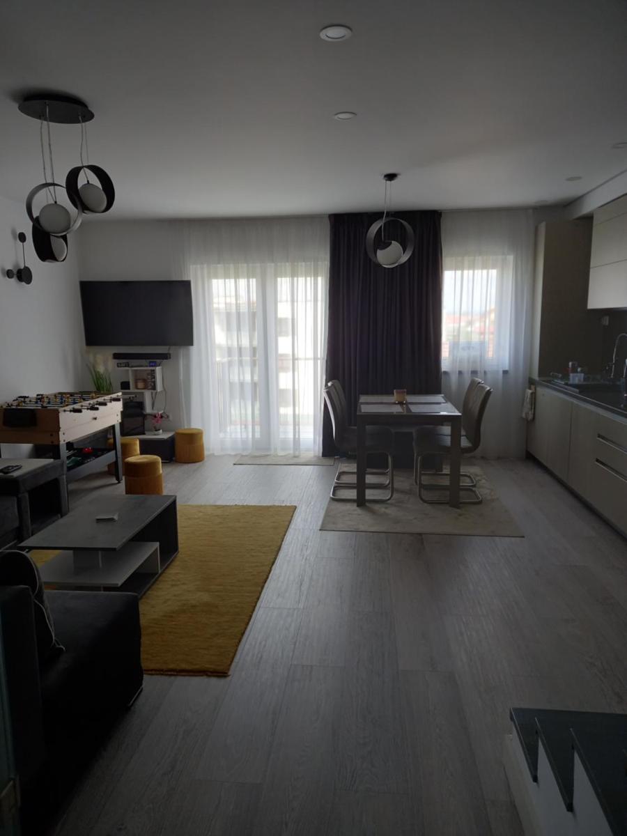 Penthouse Apartament Eduard - Housity
