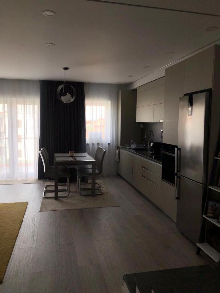 Penthouse Apartament Eduard - Housity