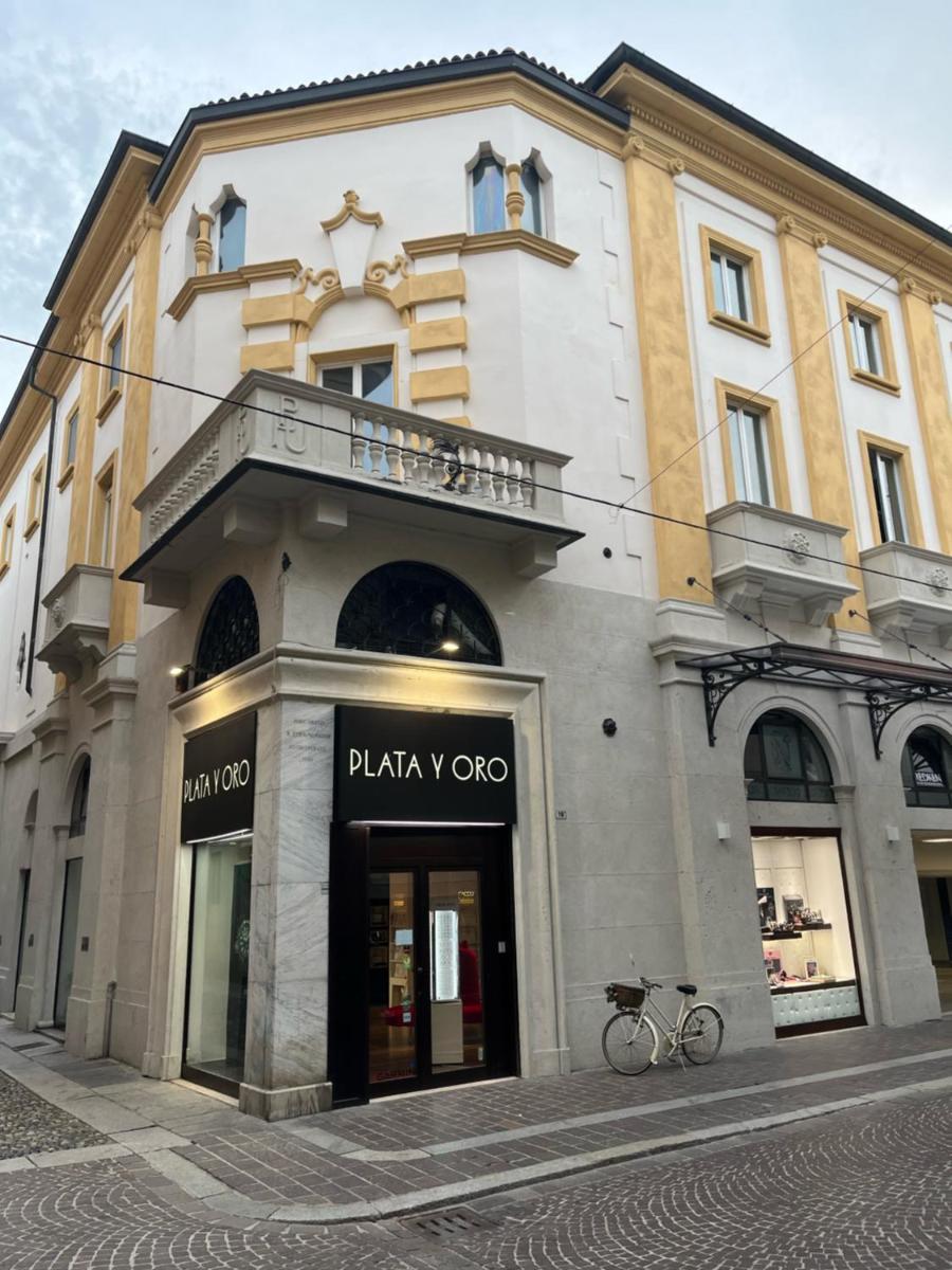 Suitetrails - POLI HOUSE - City Center