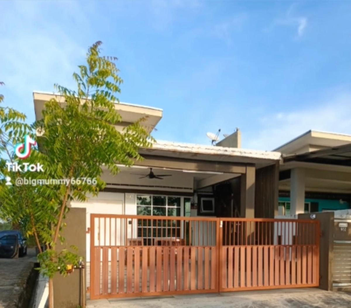 Sobey Laris Homestay IMPIANA - Housity