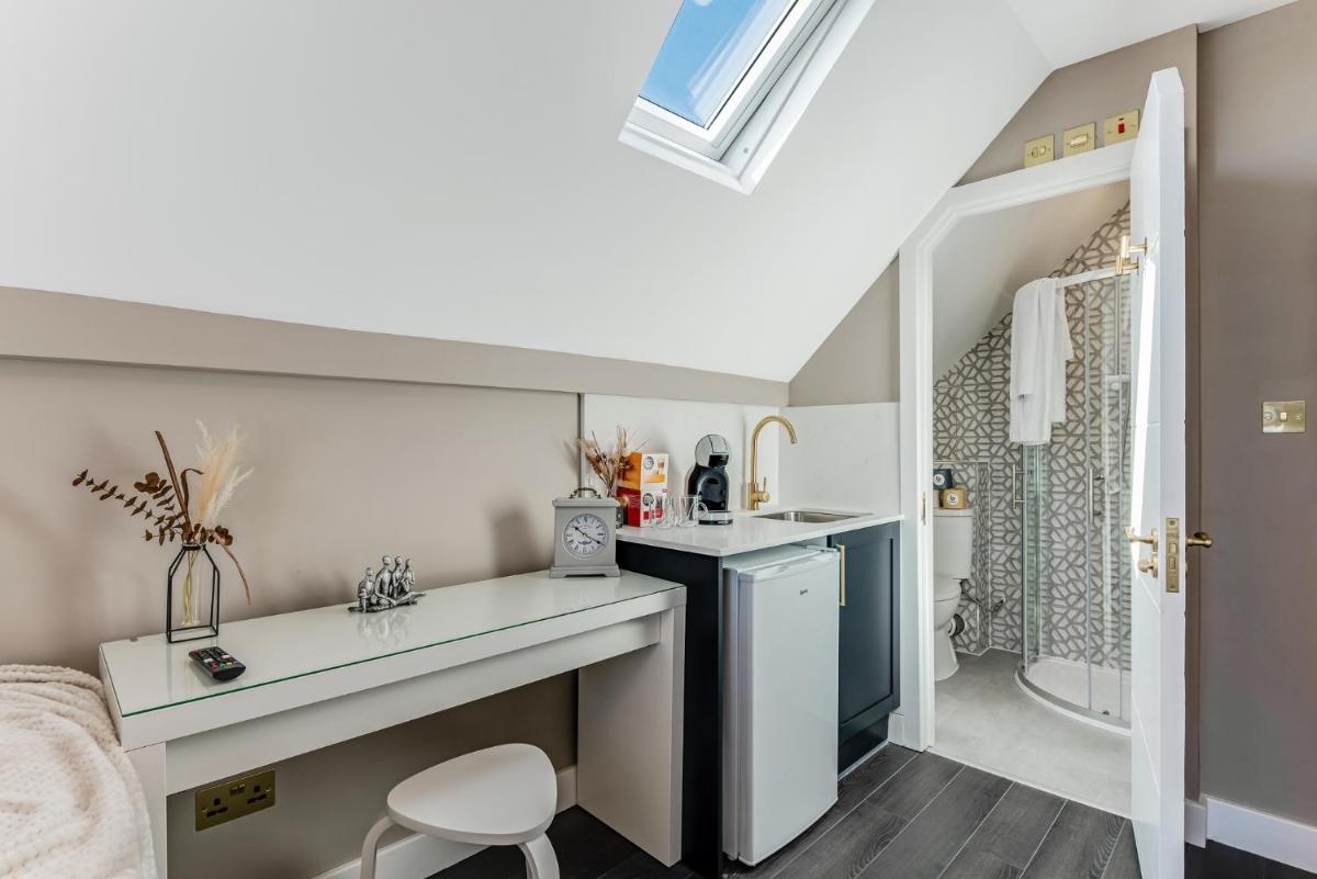 Elegant Studio - Perfect for Explorers - Housity