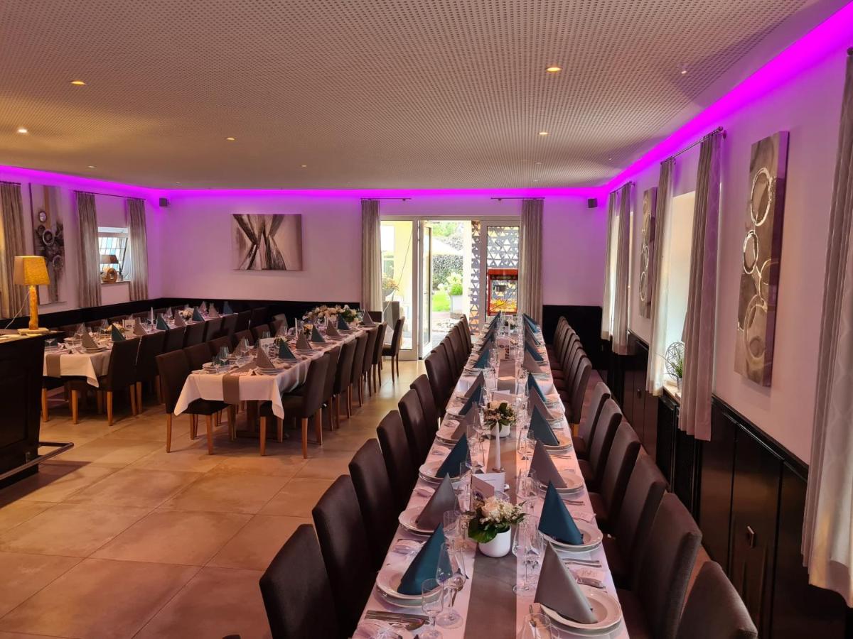 Hotel Am Wintergarten - Housity