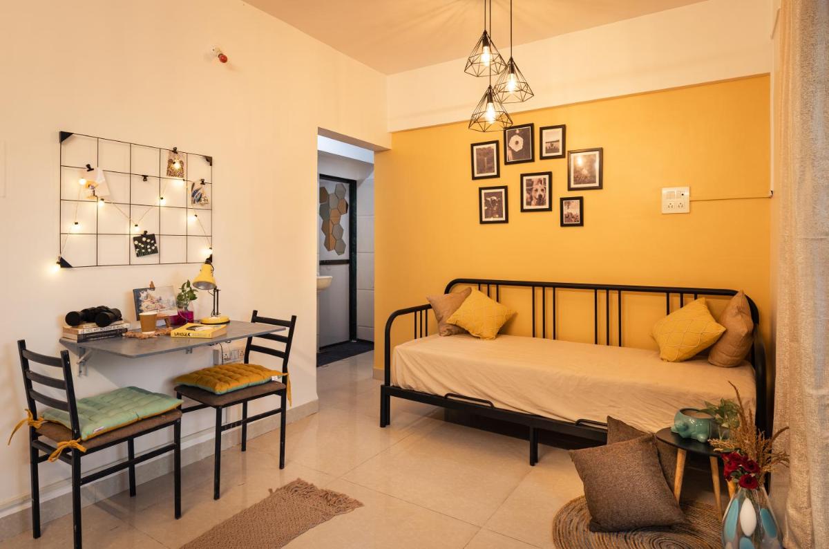 Suitetrails - CollarCamp 1BHK Apartment