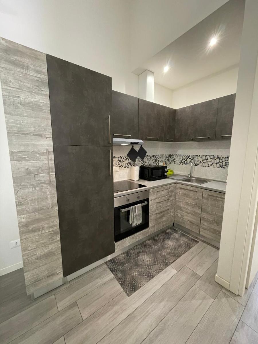 Da Lenny the Grey Apartment - Housity