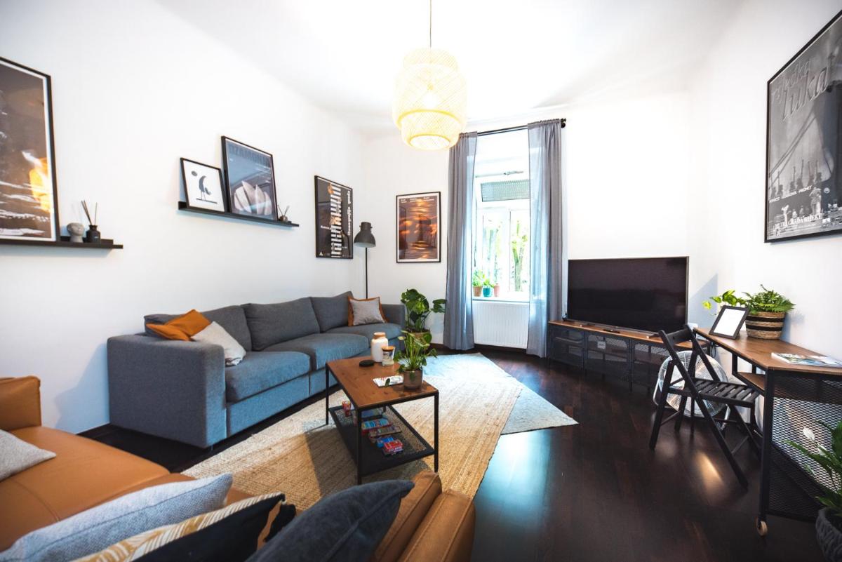 Zagreb Central Park Apartment with free parking - Housity