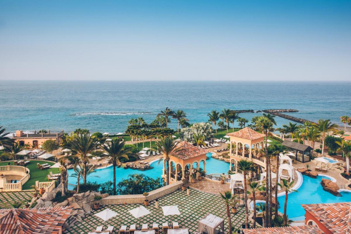 Piscina en o cerca de JOIA El Mirador by Iberostar -Adults Only