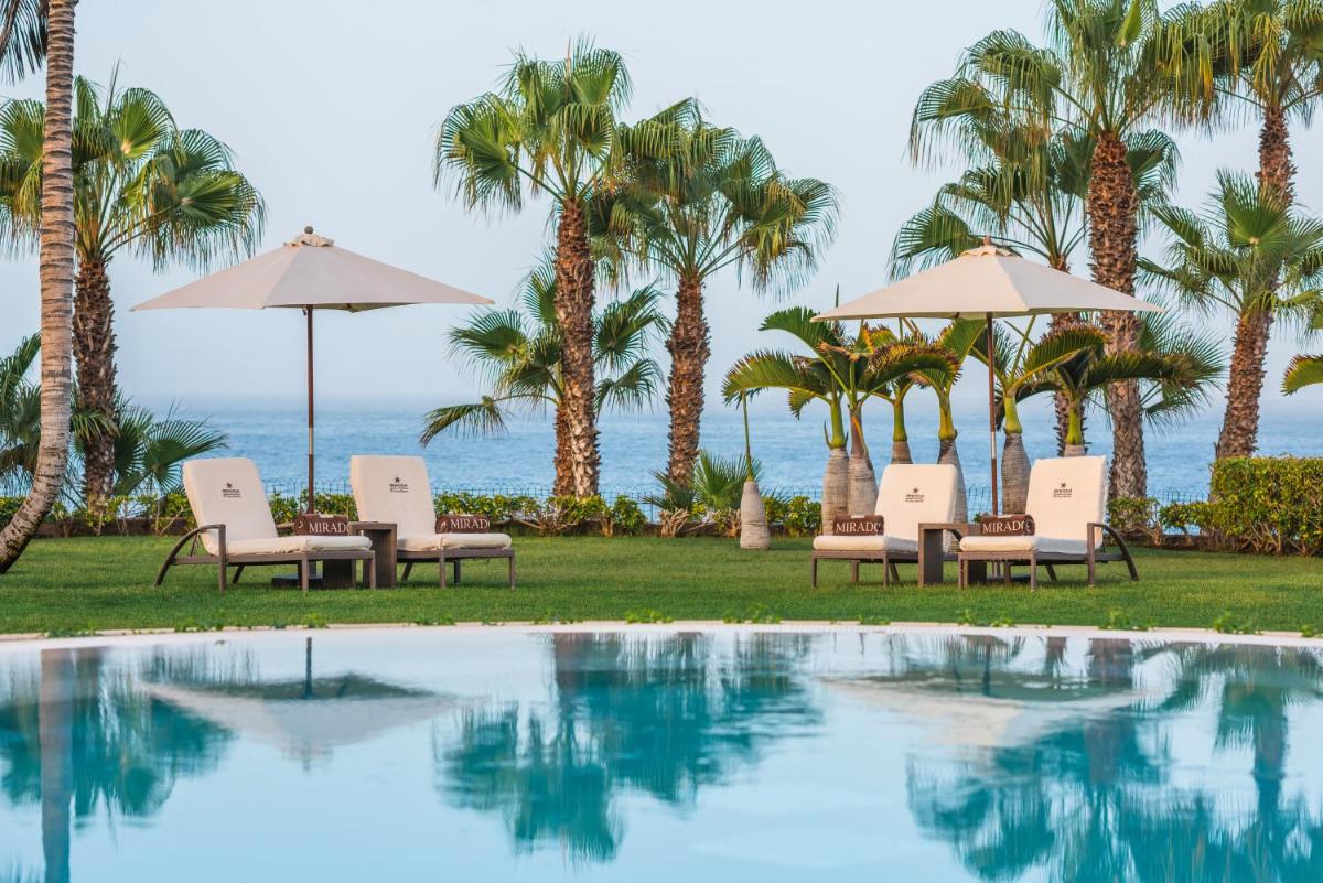 Piscina en o cerca de JOIA El Mirador by Iberostar -Adults Only