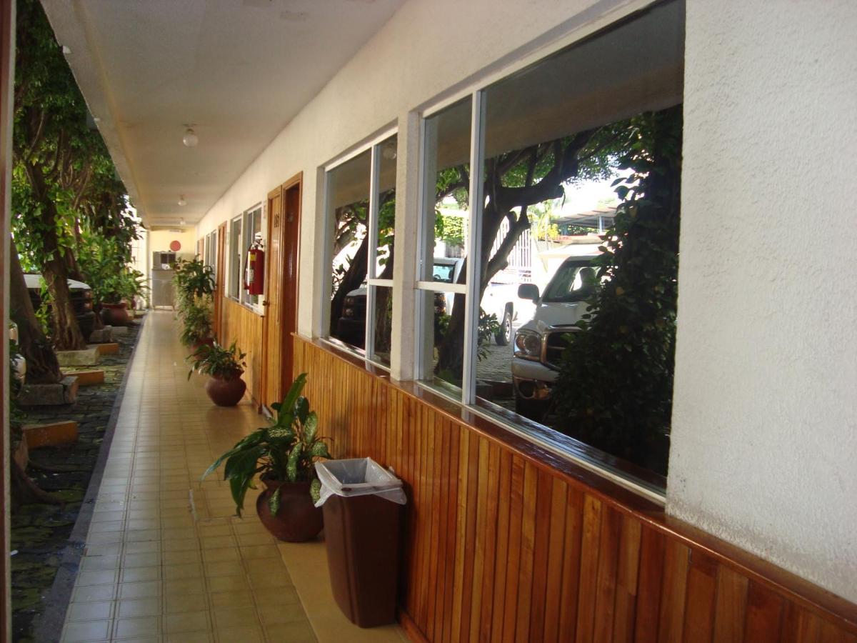 Suitetrails - Hotel Lacantum by Rotamundos