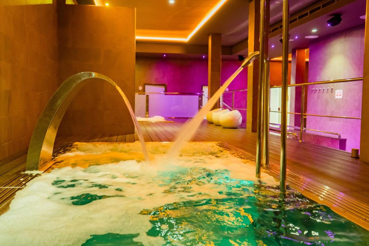 Imagen de la galería de Moon Hotel & SPA., en Aguadulce