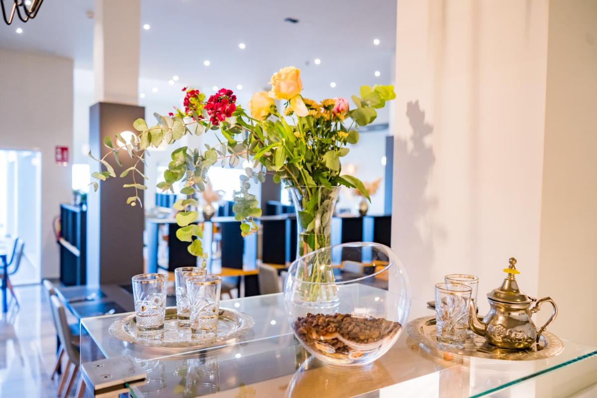 Imagen de la galería de Moon Hotel & SPA., en Aguadulce