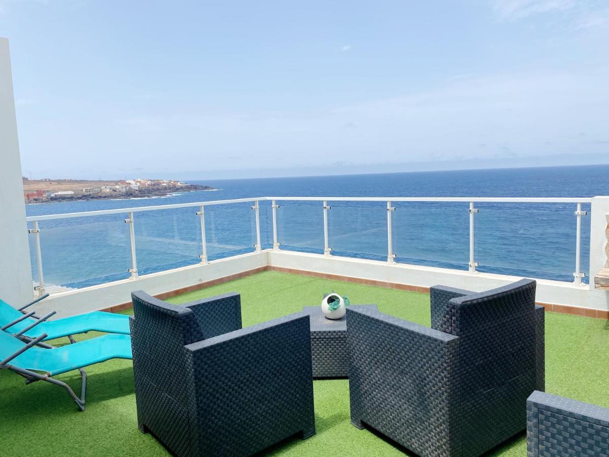 HomeForGuest The Cliff House Gran Canaria with Sea views - Housity